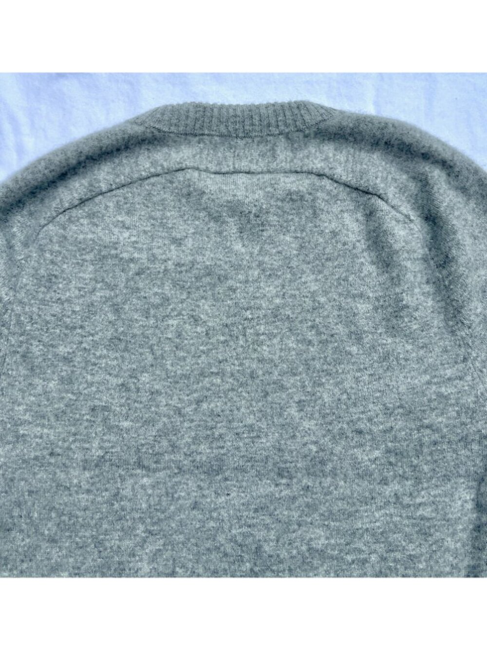 Abercrombie & Fitch Womens Gray 100% Cashmere  Short Sleeve Sweater Tee Small - Picture 6 of 7